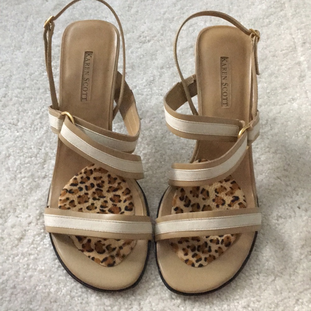 Karen Scott Sz 9 Open Toed Heels with padding